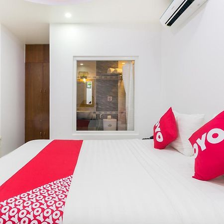 Oyo 652 Monaco Hotel Cidade de Ho Chi Minh Exterior foto